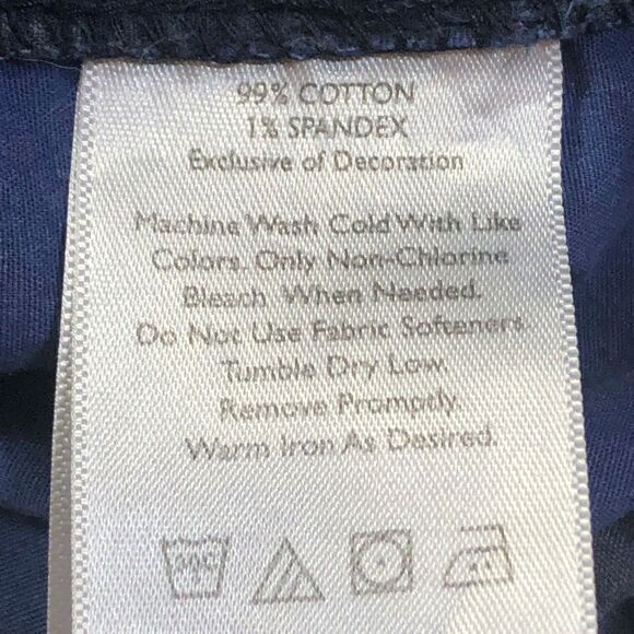 Eddie Bauer Stretchy Tribal Stripe Shorts Size 8 - Picture 3 of 4